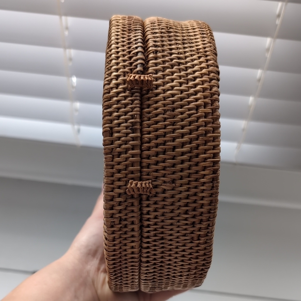 Round Rattan Woven Bag - Picture 11 of 12